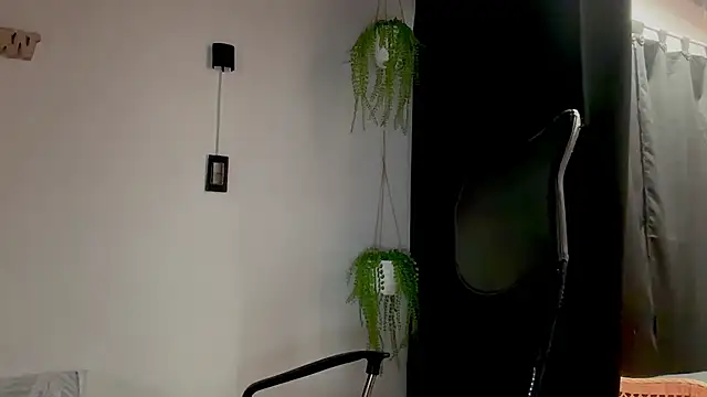 MarcellaGriffin webcam