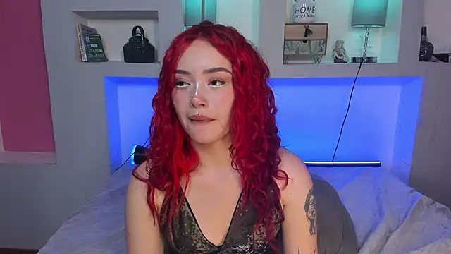 Camila_Rivers live cam on StripChat