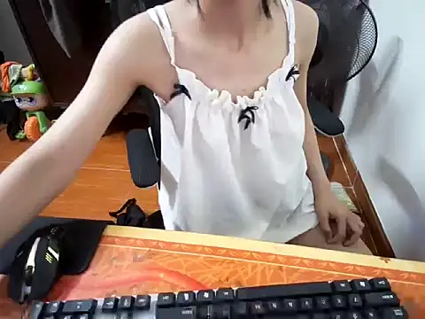 ---lusi03--- - ---Lusi03---'s free webcam - UK Sex Cams