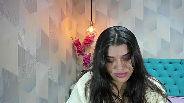 LindaBreeS webcam