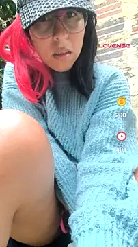 MirandaSingle webcam