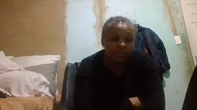 Nicky52 webcam