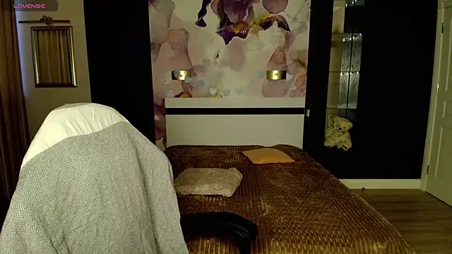 demmyrose - DemmyRose's free webcam - UK Sex Cams