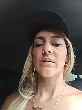 Monita_Med webcam