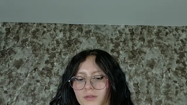 Naomimolie webcam