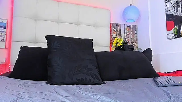 Daniel_huge22 webcam