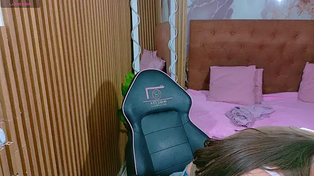 Krysstal_tay1 webcam