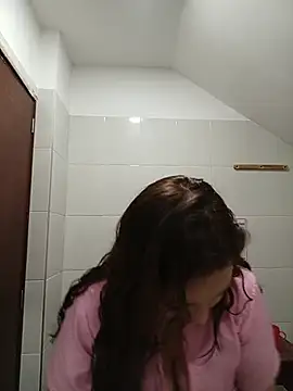 SAMANTHA--02 webcam