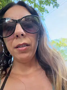 GirlNextDoorBianca webcam