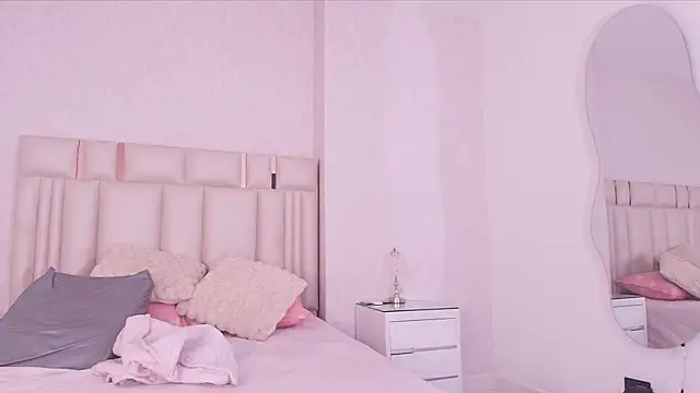 mia_velvett_ webcam