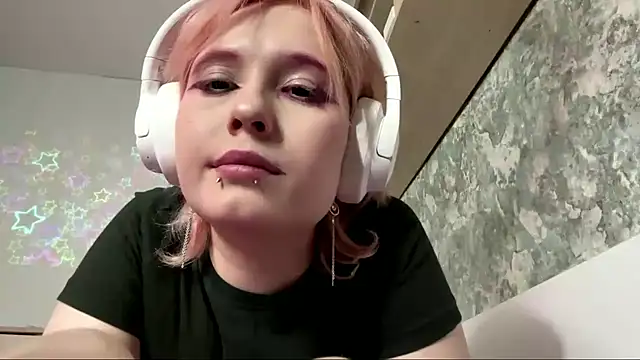 CuteLilit webcam