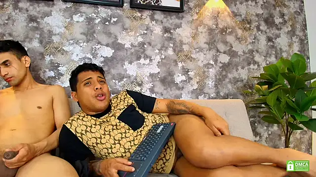 Alejandro_and_Deiby webcam