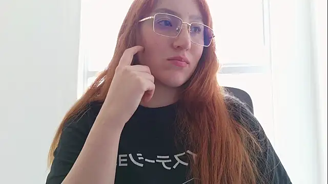 HeyLizaBeth live cam on StripChat