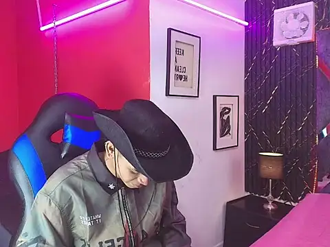 nova_mitchell7 webcam