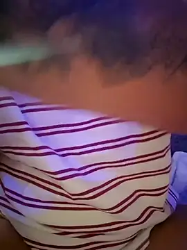 Sweettinydiamond webcam