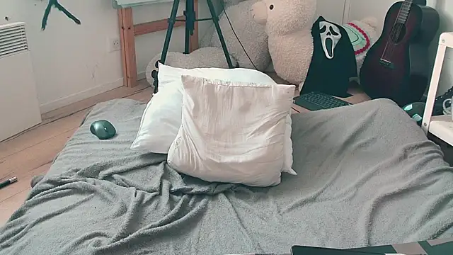 CeriseLapine's room