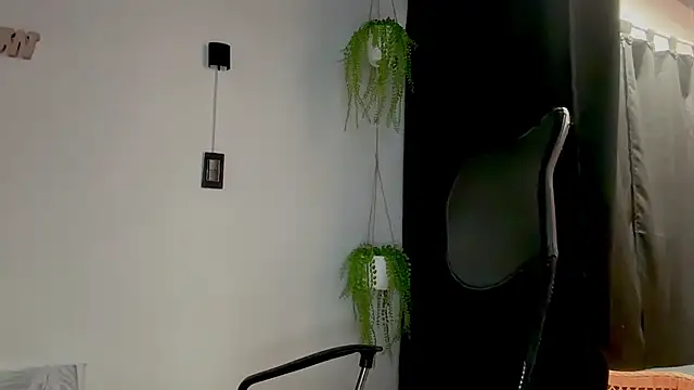 MarcellaGriffin webcam