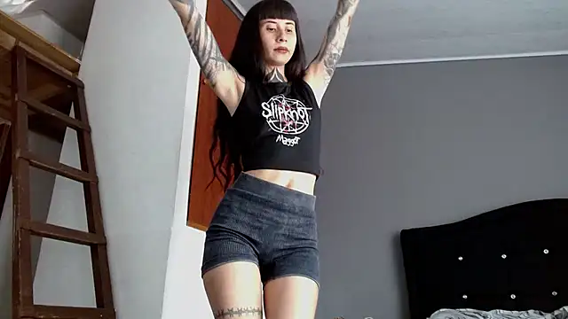 Emilia_1995 webcam