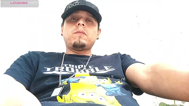 chino_roz webcam