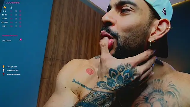 massimo_visconti webcam