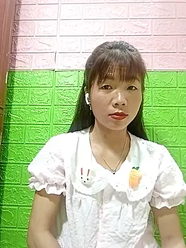 AmyLinee01 webcam