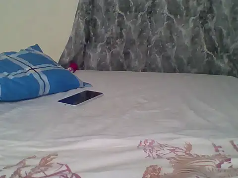 Belle_bubbles webcam
