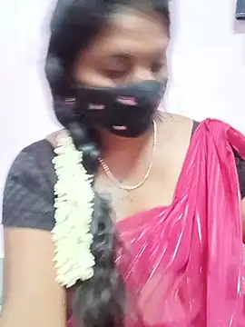 CuteDevilAnu live cam on StripChat