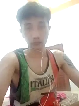 Mahok live cam on StripChat