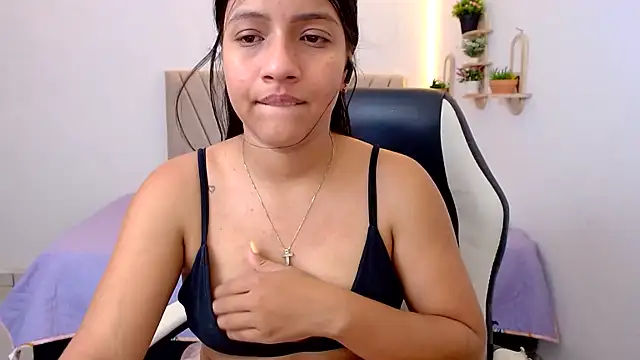 zara_cute webcam
