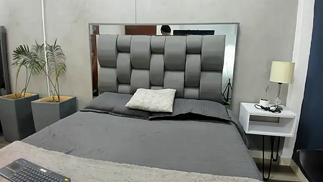 Charlie___Musk webcam