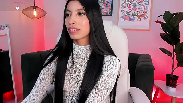 Tiffany_Low webcam