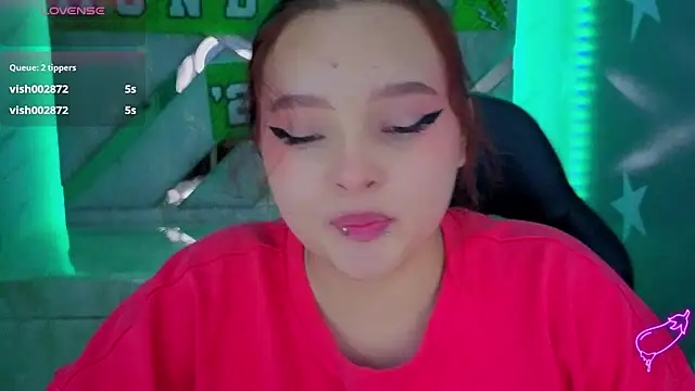 mia_foster_t live cam on StripChat