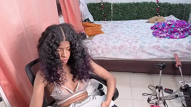 thianahorny webcam