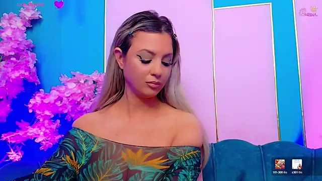 AriannaSins webcam