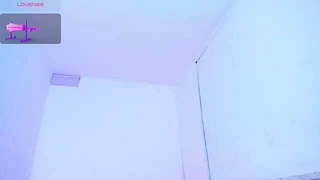 milkqueenboobs webcam