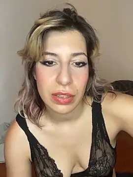 Camgirl Ambredelacroix sur Stripchat