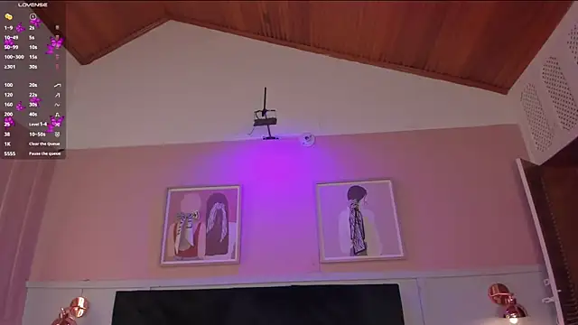 elodie_walker webcam