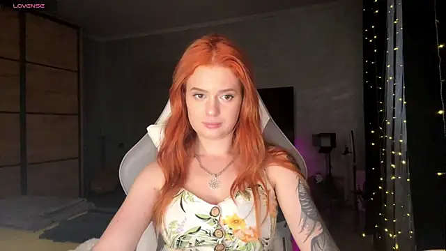 NatureWingless live cam on StripChat