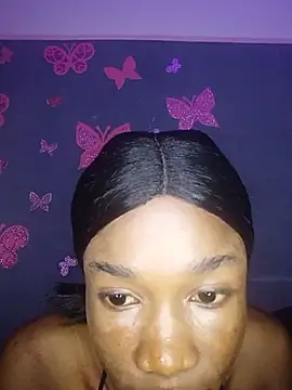AriannaCutie live cam on StripChat