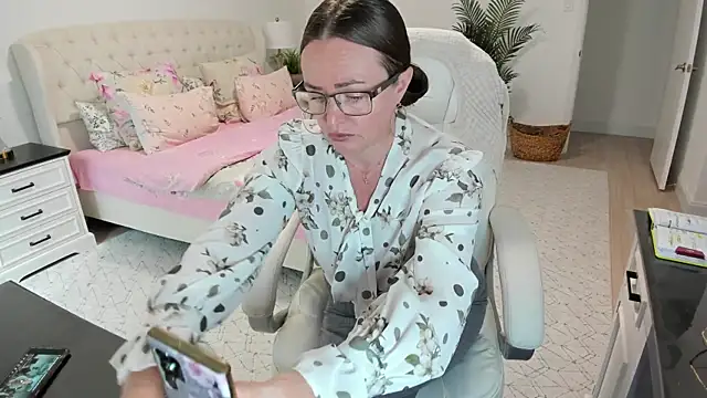 Vika73 webcam