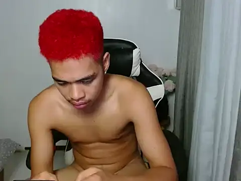 curlyasian_njxx live cam on StripChat