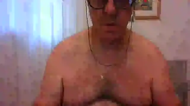 ANONIMO7735 webcam