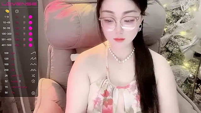 Monica-666888- webcam