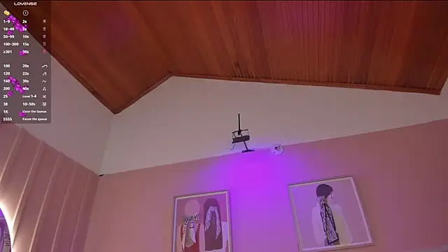 elodie_walker webcam
