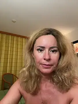 tania201243 (F mature) - Show tits 🩷шоу грудей