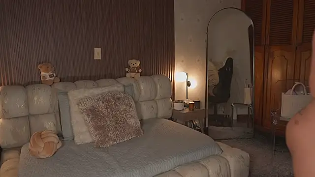 KateOwens webcam