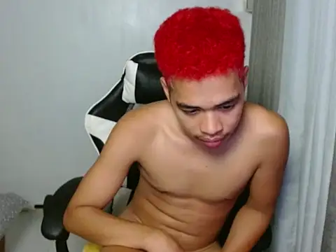 curlyasian_njxx webcam