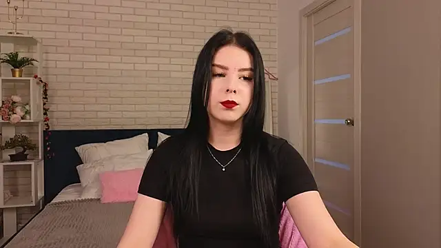 MiaMusee live cam on StripChat