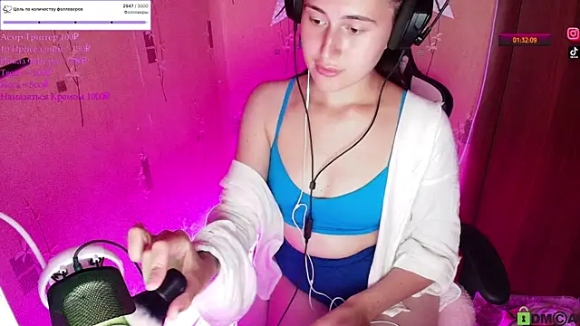 KristinaScott webcam