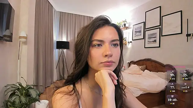 NicoleLuv webcam